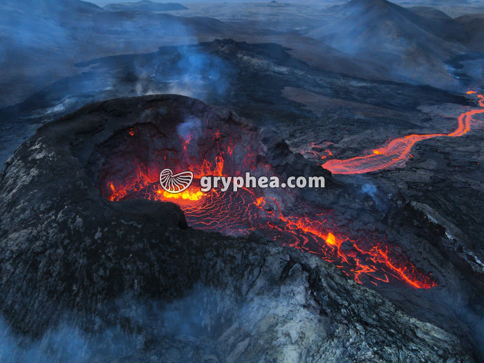 Volcan actif - Eruption volcanique en cours (Volcan de la Fagradalsfjall 2021-07-10) - gryphea.com